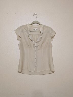Banana Republic Cream Oatmeal Cotton Silk  Ruffle-Trim Button Front Blouse